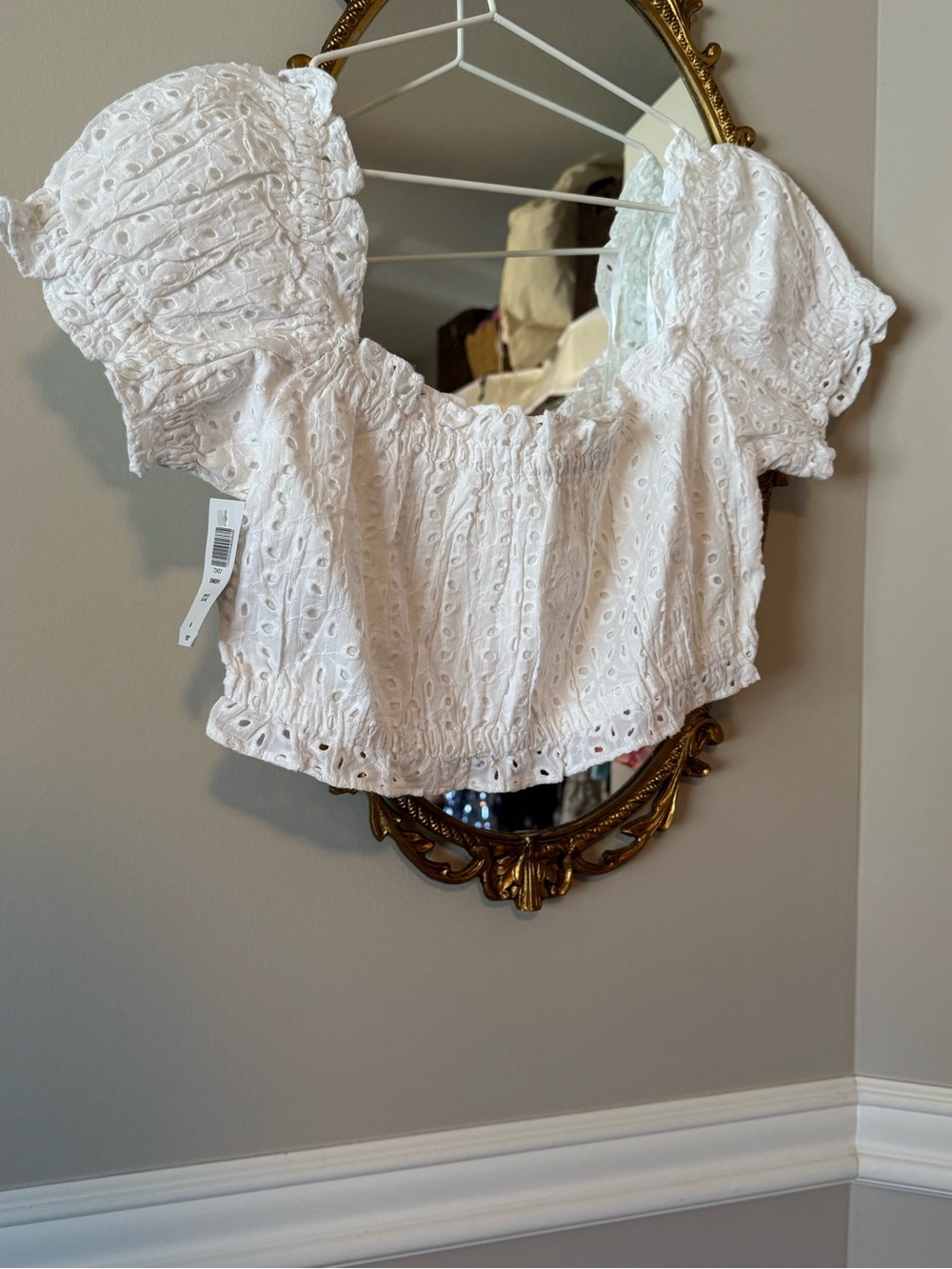 Sunday Best White Eyelet Puff-Sleeve Crop Blouse